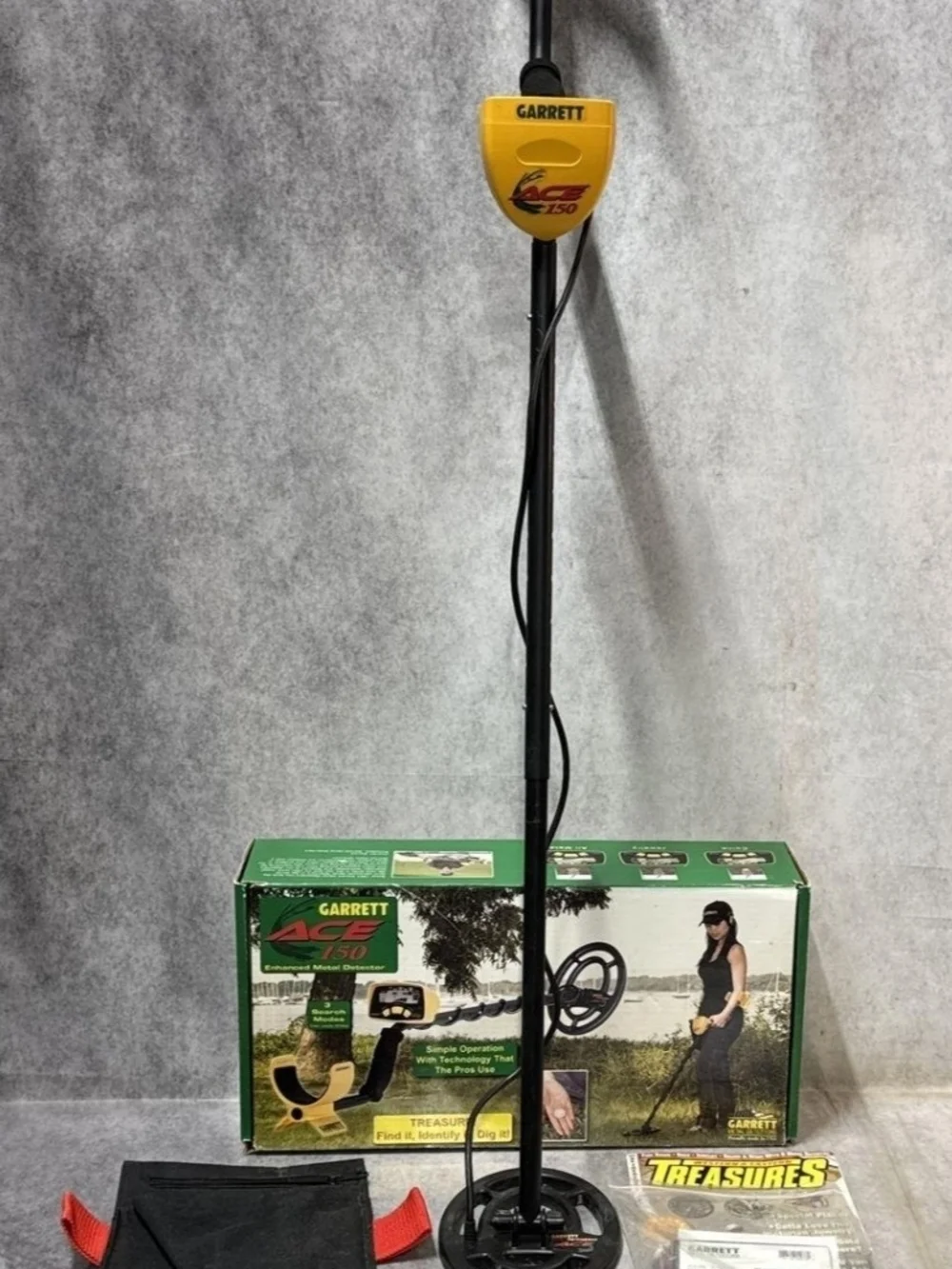 ACE 150 Metal Detector in Yellow